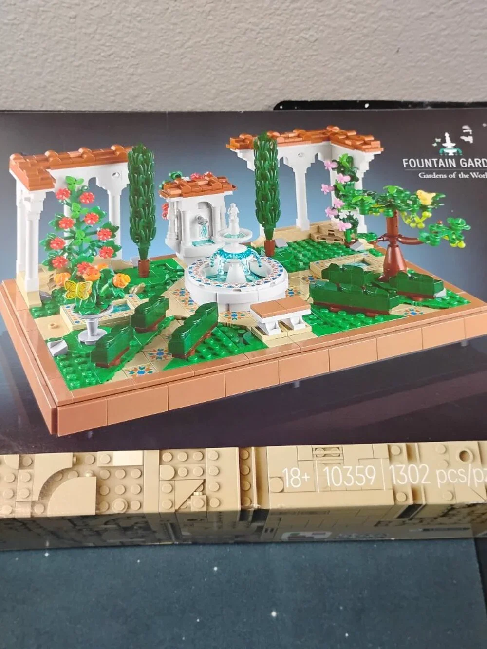 LEGO Icons 10359 Fountain Garden Gardens of the World Brand New Sealed Box